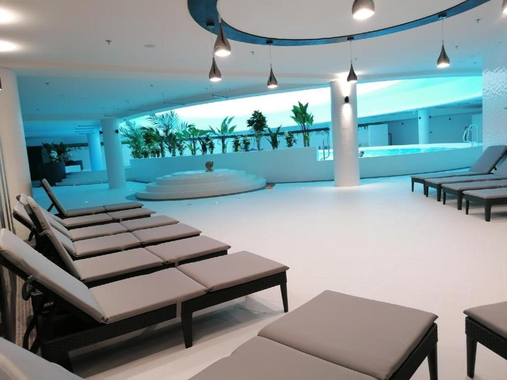 Hanza Tower Szczecin, Floor 21, - River View Apartment